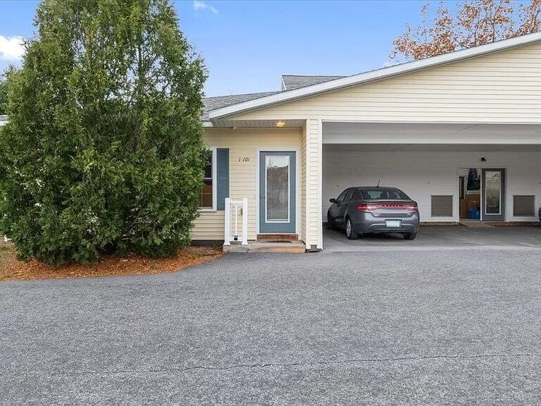 1 Atrium Way UNIT 101, Milton